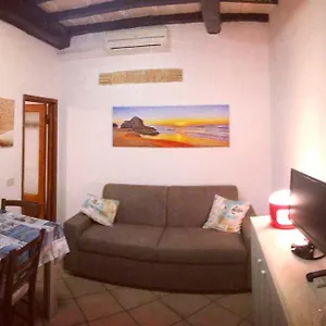 Lungomare Marciana Marina (Isola d'Elba)